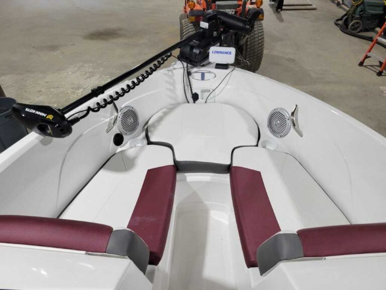 2024 Tahoe 200S US-BUJ32366F324 [photo 43]